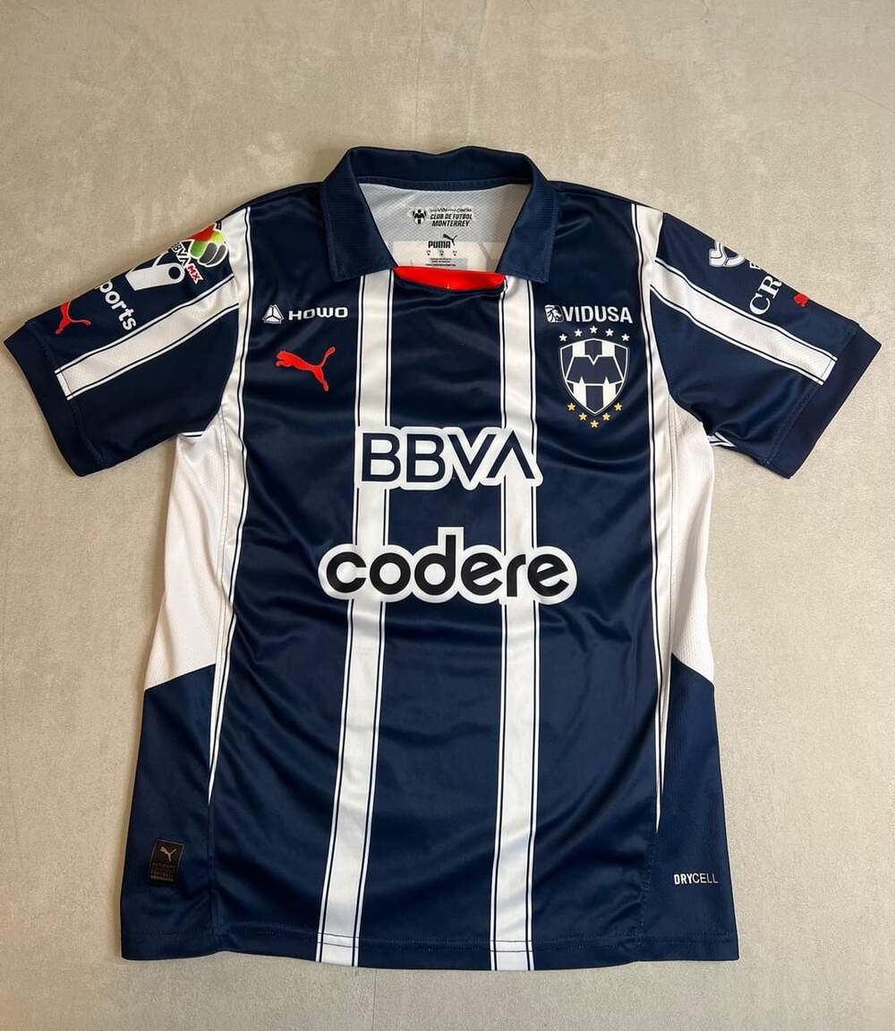 Puma CF Monterrey 2024/25 Home Soccer Jersey Canales 10 Size Medium